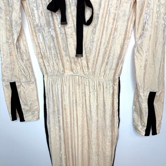 Free People We Are HAH Jump On It Velvet Jumpsuit In Almond Milk Size Large New - Picture 5 of 16